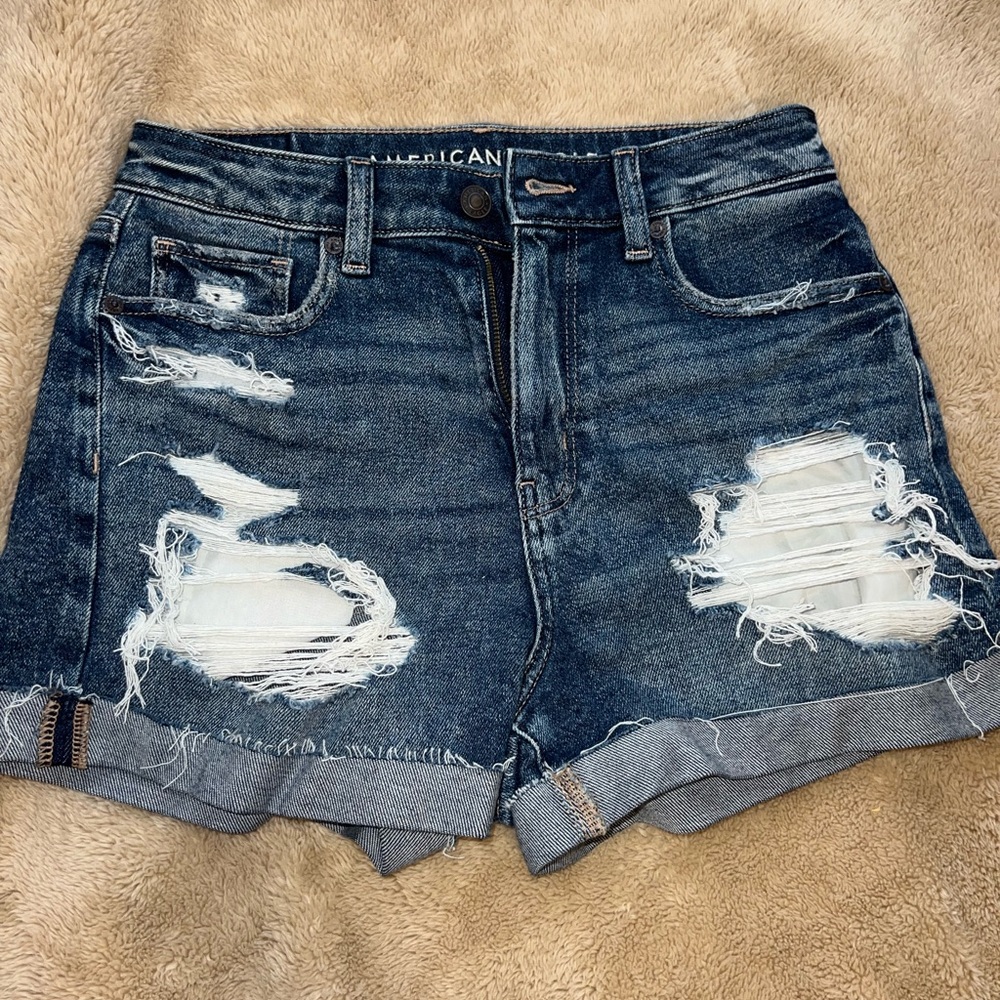 NWOT American Eagle High Rise Stretch Mom Shorts Dark Wash Distressed Cuffed